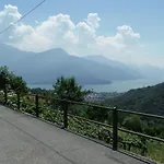 Panoramic Lägenhet Gravedona